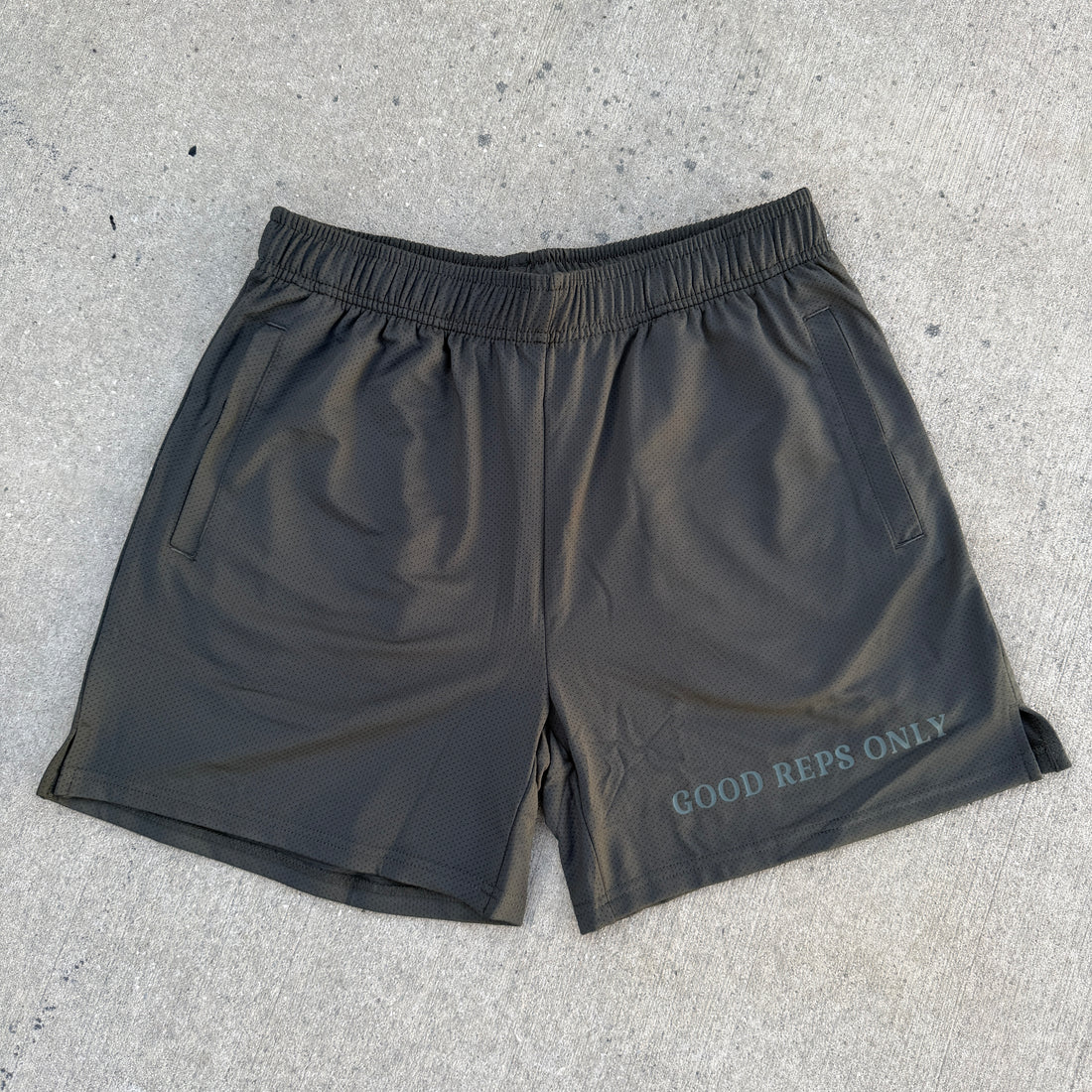 Mesh Shorts vol. 2 in Olive Green
